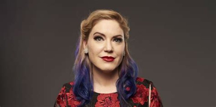 Who Is Amy Allan? The Dead Files Medium Explained Screen Rant