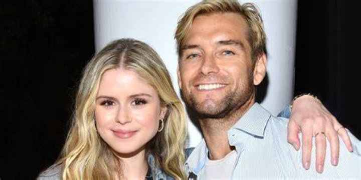 Who is Antony Starr&rsquo;s Girlfriend Lucy Mclay? in 2021 Antony starr