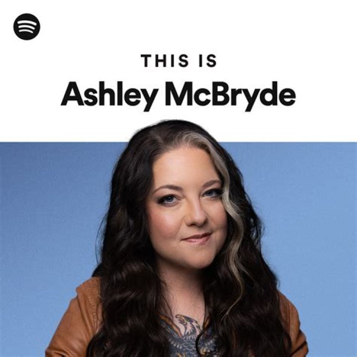 Who Is Ashley McBryde, Is She Married and Who Is The Husband?