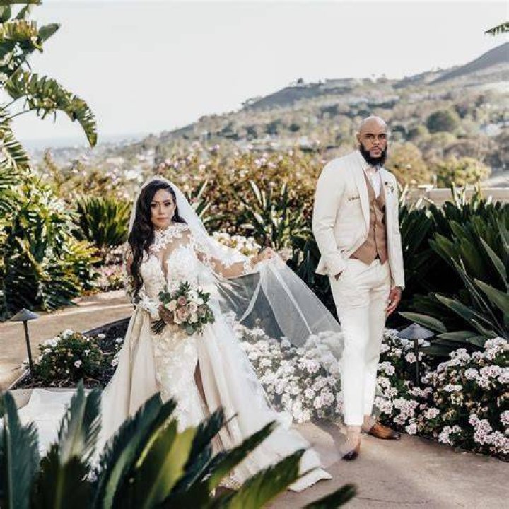 Who is Ciandra Monique, Wife of Keenan Allen? His Parents, Family