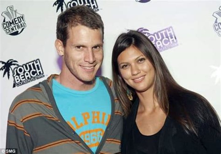 Who Is Daniel Tosh Wife Carly Hallam? Trendfrenzy
