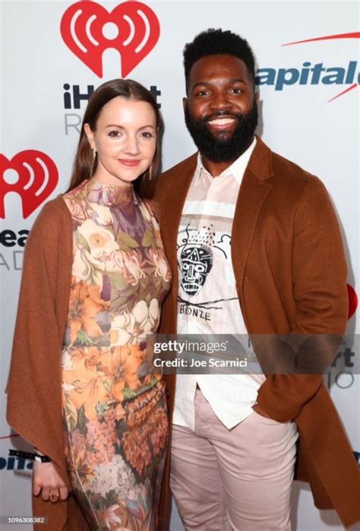 Who Is Elizabeth Stewart? Meet Baratunde Thurston Wife Relationship