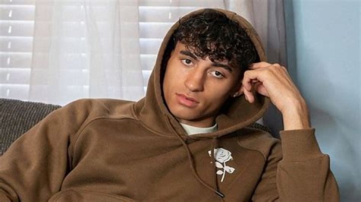 Who is Isaac Francis from Too Hot to Handle Season 5?