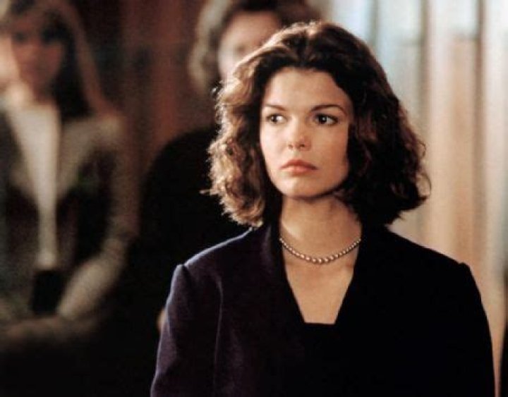 Who is Jeanne Tripplehorn Dating? Relationships Boyfriend Husband