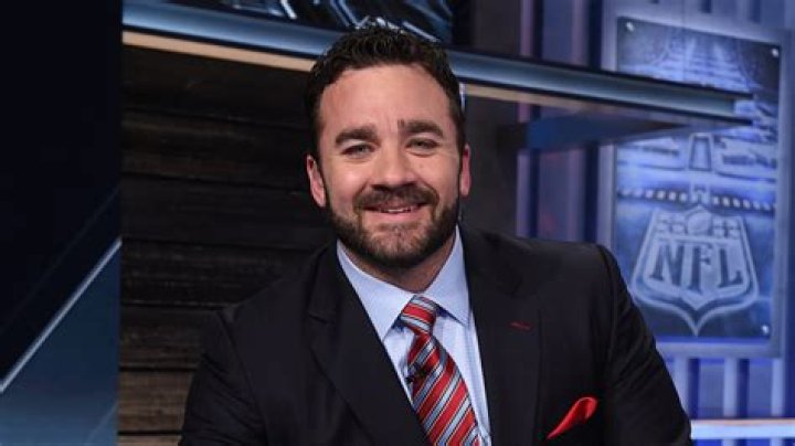 Who is Jeff Saturday's wife, Karen Saturday?