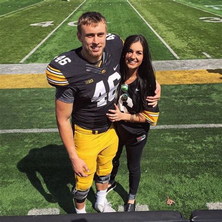 Who is Kittle Wife? College & Proposal [2023 Update]