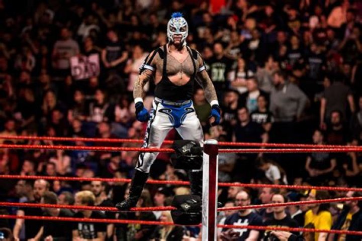Who is Rey Mysterio's Wife, Angie Gutierrez? Chia Sẻ Kiến Thức Điện