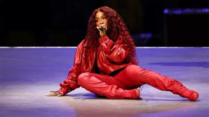 Who Is SZA? Trending on Twitter Reddit SZA Train Ran on Her Video Viral