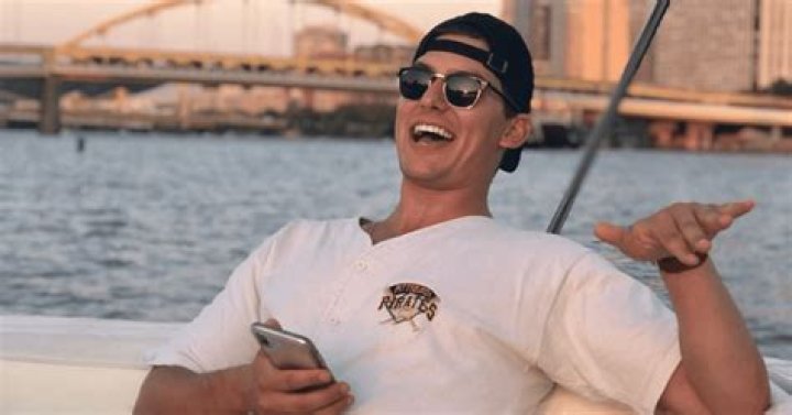 Who is Tanner Courtad? Mortgage lender and fitness instructor wish to