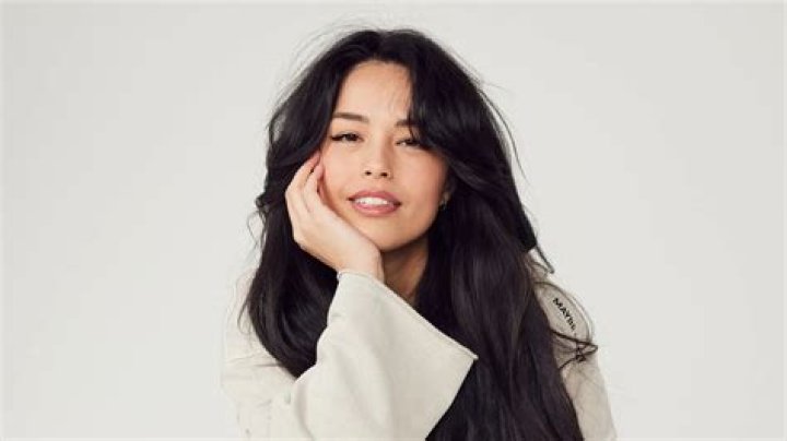 Who is Valkyrae? History, YouTube earnings, age, setup Dot Esports