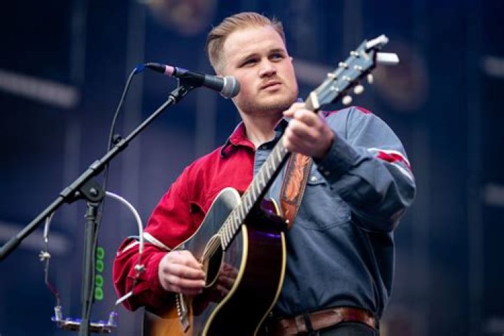 Who is Zach Bryan's Wife? Is He Married? The Little Facts