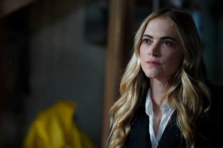 Why did Emily leave Designated Survivor? Univers Homme Mode, Beaut&eacute;