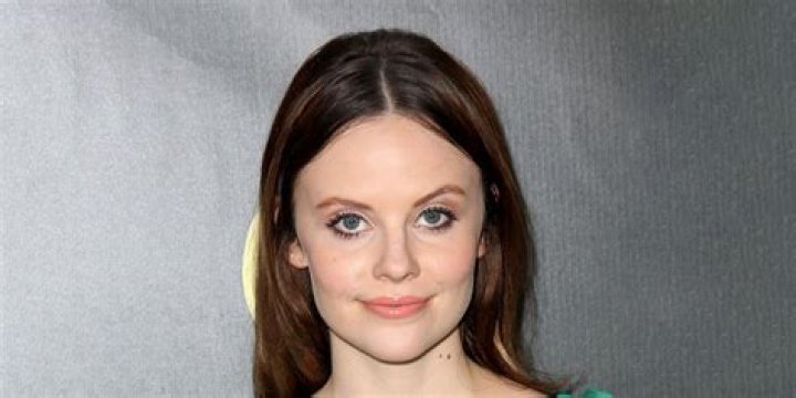 Why did Sarah Ramos left Parenthood? Husband, Net Worth, Wiki