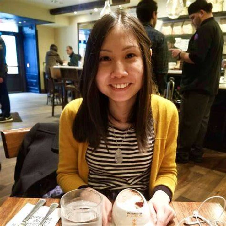 Yung Hua Nancy Ng Tam Department of History Columbia University