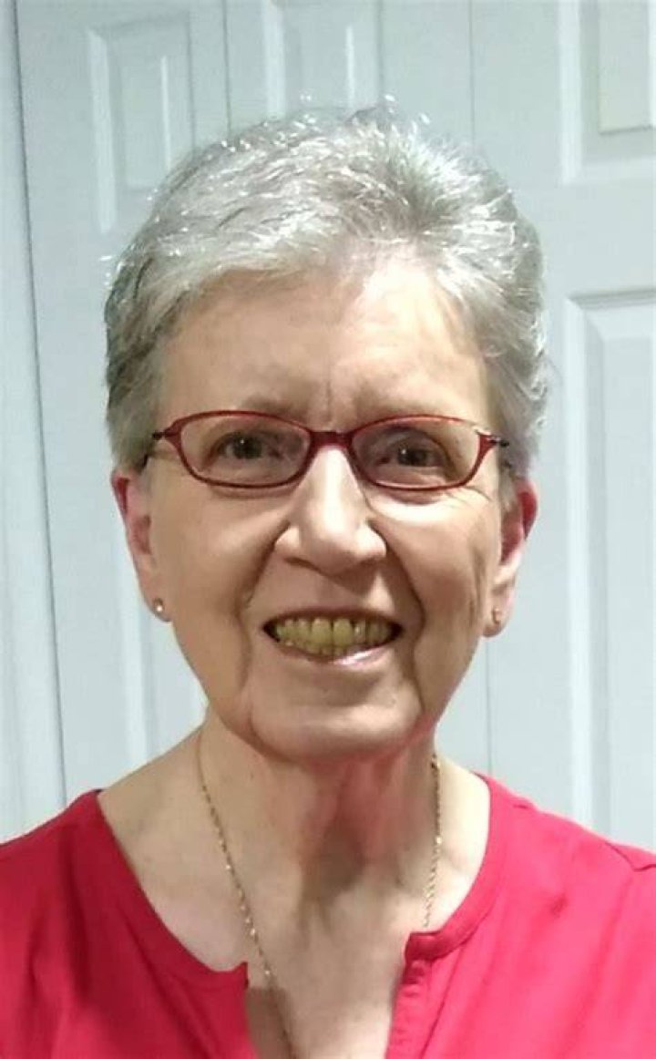 Yvonne mooney (Yvonnemooney) Twitter