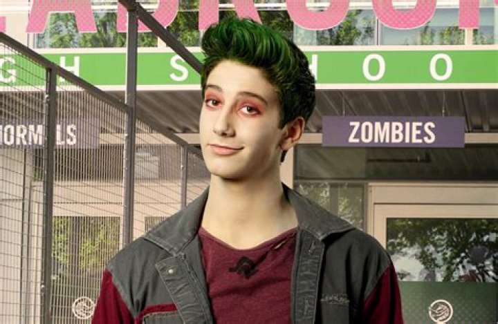 ZOMBIES notre interview EXCLU de Milo Manheim, la star du Disney